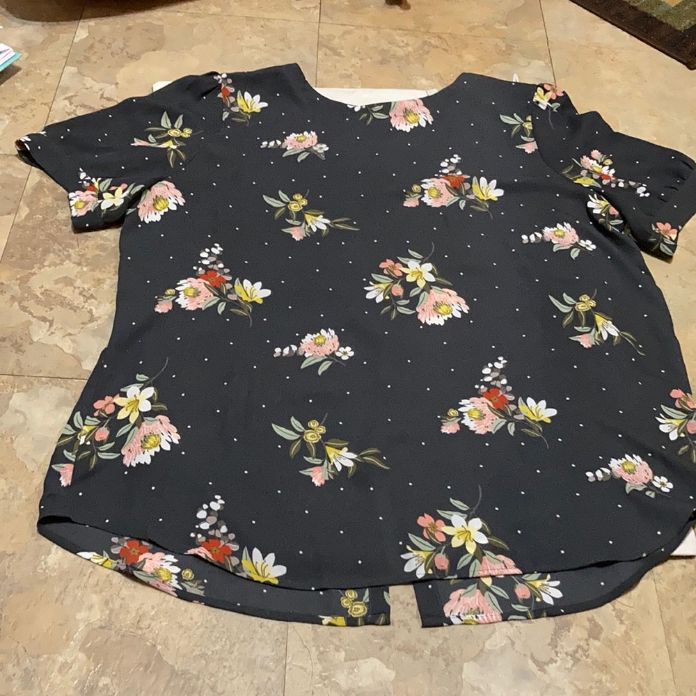NWOT Loft blouse